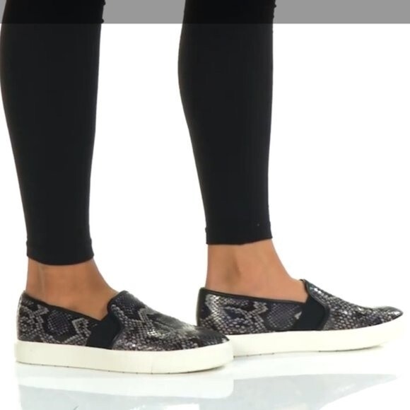 Vince Slip On Sneaker Snake Print - Picture 3 of 11